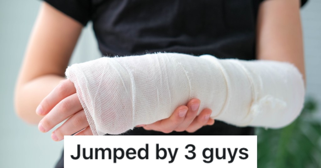 boy with arm in a cast