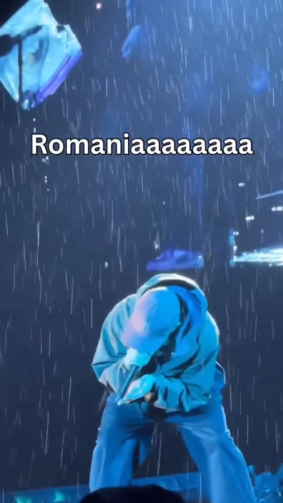 Justin Timberlake on stage in Transylvania