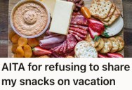 She Packed Plenty Of Treats Before Heading Out On Vacation, So When Her Brother Demanded Her Last Pretzel, This Woman Couldn’t Believe His Audacity
