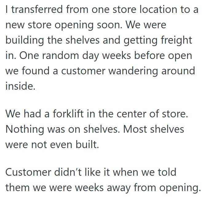 Comment 5 102 Retail Worker Is Often The First One To Arrive And The Last One To Leave, So They Have Seen Quite A Few Customers Try To Enter The Store When They Are Closed
