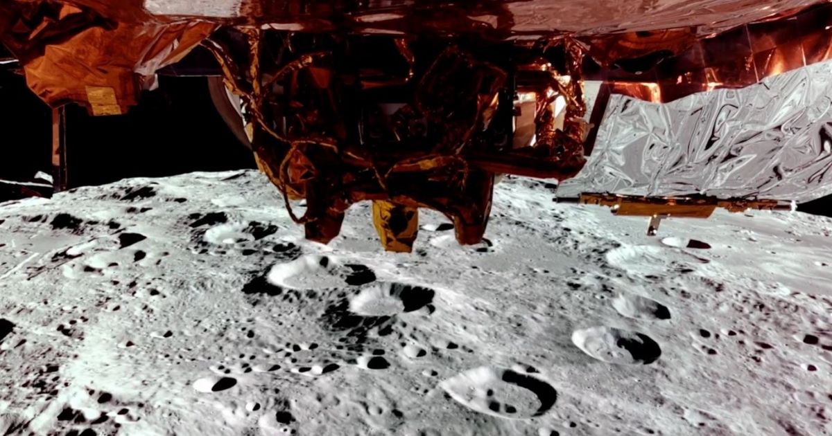 Blue Ghost landing on the moon