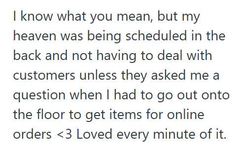 Quiet 1 Cashier Was Confused When The Customers Didnt Respond To A Friendly Greeting, But It Turns Out They Were Deaf