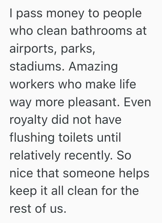 Screenshot 2025 07 09 at 11.03.26 AM Grateful Customer Complimented A Fast Food Manager After A Great Meal, So The Typically Mistreated Staff Were Left Smiling In Disbelief