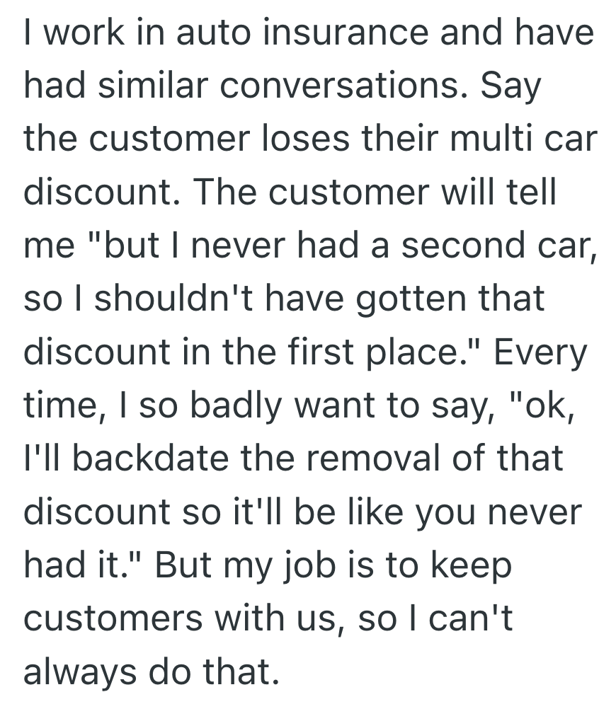 Screenshot 2025 07 15 at 4.48.59 AM A Customer Thought The Store Owed Her Money, But She Actually Got An Accidental Discount, So He Asked Her To Pay The Real Price