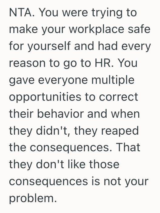 Screenshot 2025 07 24 at 3.18.10 PM Management Ignored One Servers Repeated Complaints About A Creepy Cook, But When She Took It To HR, Everyone Started To Turn Against Her