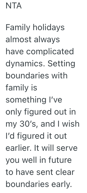 Screenshot 2025 07 29 at 9.00.11 AM Shes Expected To Go On A Family Vacation, But After Reading Reviews Of The Hotel, She No Longer Wants To Go