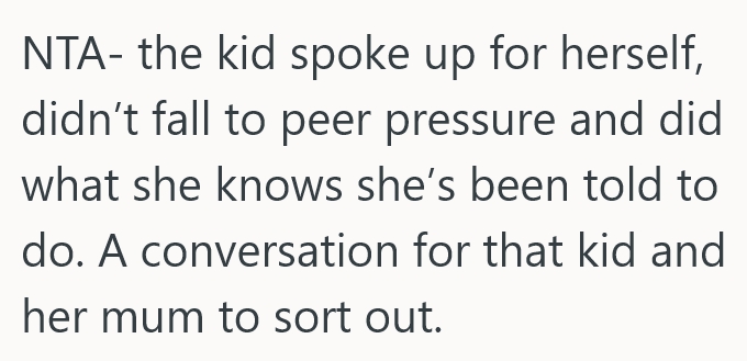 Screenshot 2 b45598 Teenager Went To The Movies With His Younger Sister And Her Friends, So They Got Sugary Drinks For All But One Kid. Now Their Girlfriend Says That Was The Wrong Move.
