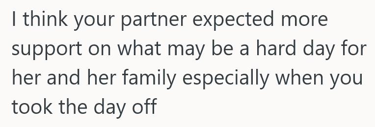 Screenshot 4 b59557 Two Important Family Events Are Happening On The Same Day, But Her Girlfriend Doesnt Seem To Be Ok With Her Choice