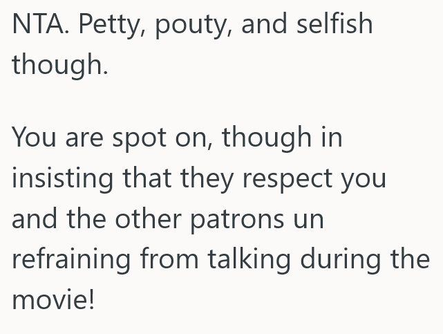 Screenshot 5 dac5cb He Thought He Was Going To See A Movie With Just His Dad, But The Theater Got Crowded  Very Quickly