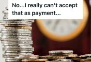 Customer Tried To Pay For His Purchases With Rolled Coins, So This Woman Made Sure That He Wasn’t Tricking Them