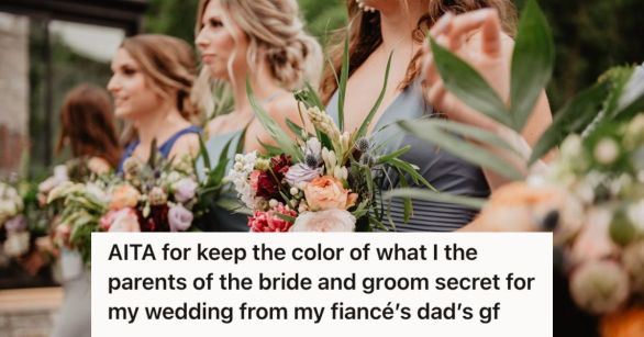 Bridesmaids wearing the same color of dress in a wedding