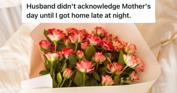 Bouquet of flowers on the bed