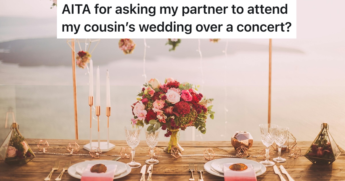 wedding flowers and table setting