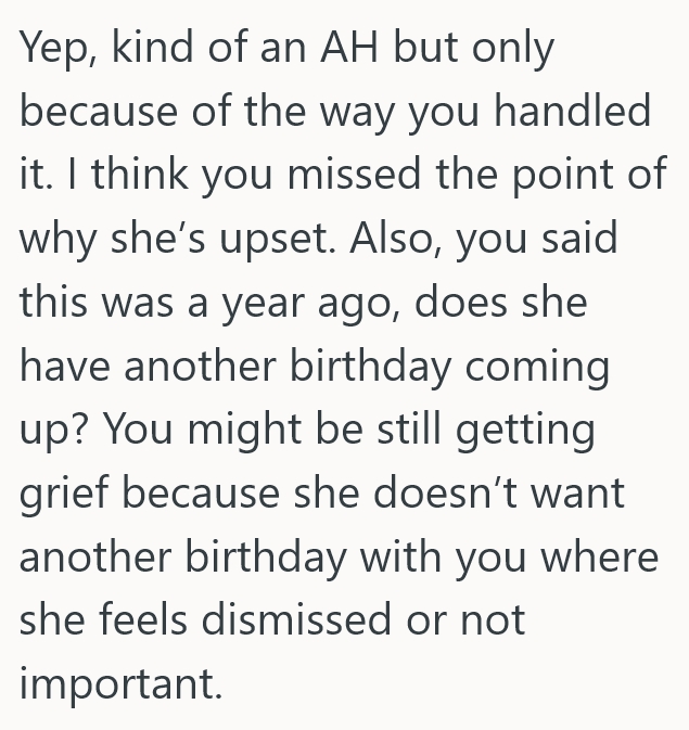 2025 08 13 17 11 36 His Girlfriends Birthday Party Fell On The Same Day As A Friends Bachelor Party, And He Couldnt Make Both Work