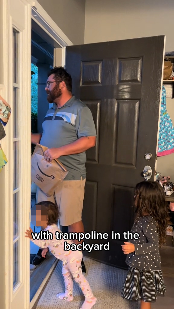 The Kaskie family talking to the cops at the door