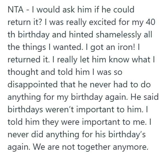 Bad Gift 3 Woman Took Her Husband To Hawaii For His 50th Birthday, But When It Was Her Turn, He “Surprised” Her With A Vacuum Instead