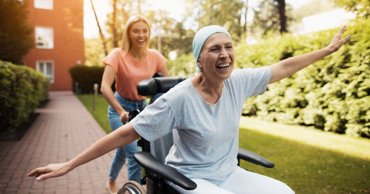 cancer patient happy with family