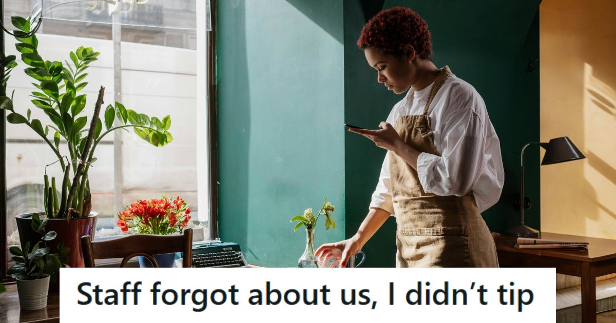 Server scrolling on her phone instead of doing her job