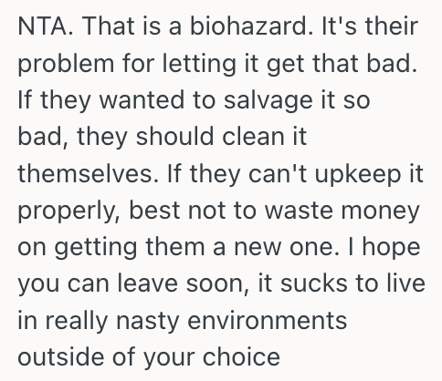 Screenshot 2025 08 04 at 12.10.03 Kid Washes The Familys Dishes To Stop The Kitchen From Stinking, But One Thing Was Just Too Gross To Contend With