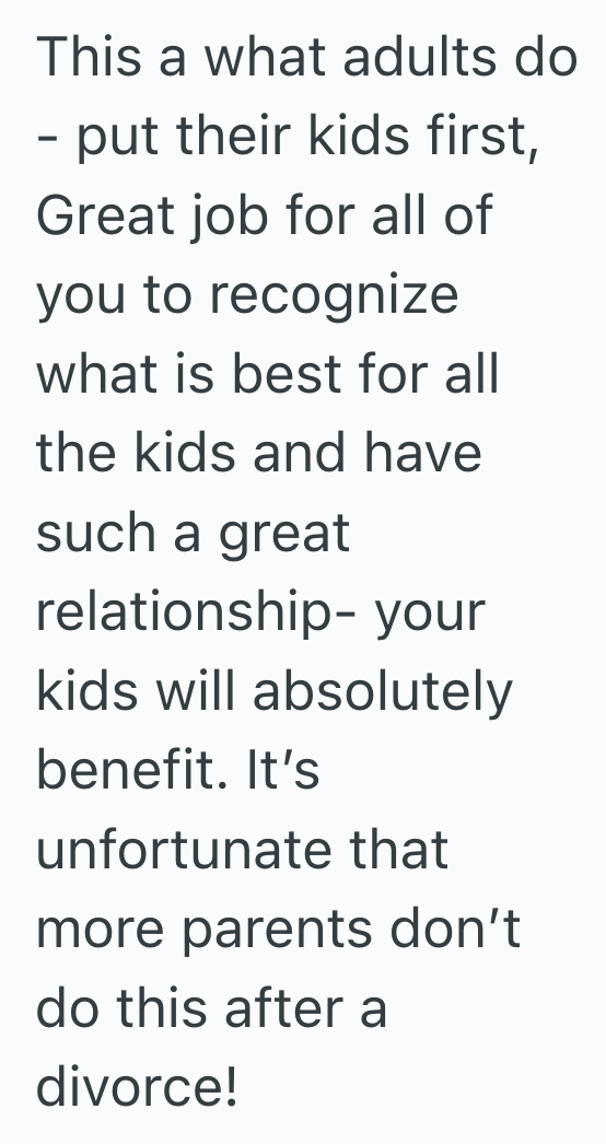 Screenshot 2025 08 07 at 11.39.47 AM Many Divorced Couples Can’t Stand Each Other, But Then When One Man Invited His Ex Wife, Her New Husband And Kids On A Roman Vacation