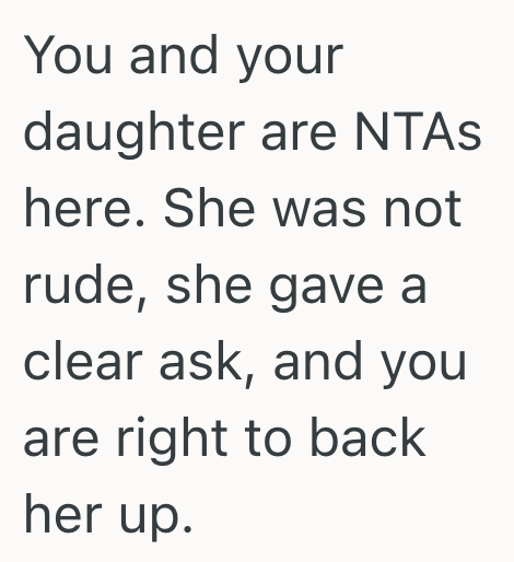 Screenshot 2025 08 11 at 11.39.14 PM Her Aunt Wanted To Wear A Burgundy Dress To Her Daughters No Red Sweet Sixteen, So This Woman Threatened To Uninvite Her If She Wont Change Her Dress