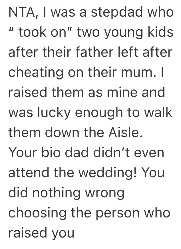 Screenshot 2025 08 12 at 12.52.46 PM Brides Stepdad Walks Her Down The Aisle, But When She Later Posts Pictures Of The Wedding On Social Media, Her Bio Dad Is Furious