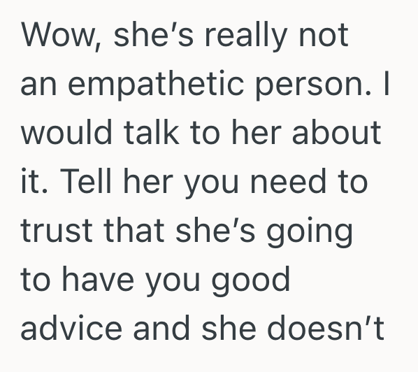 Screenshot 2025 08 14 at 7.35.12 PM Mom Doesnt Believe Her College Aged Child Really Broke Her Fingers, But The Student Goes To Urgent Care Anyway