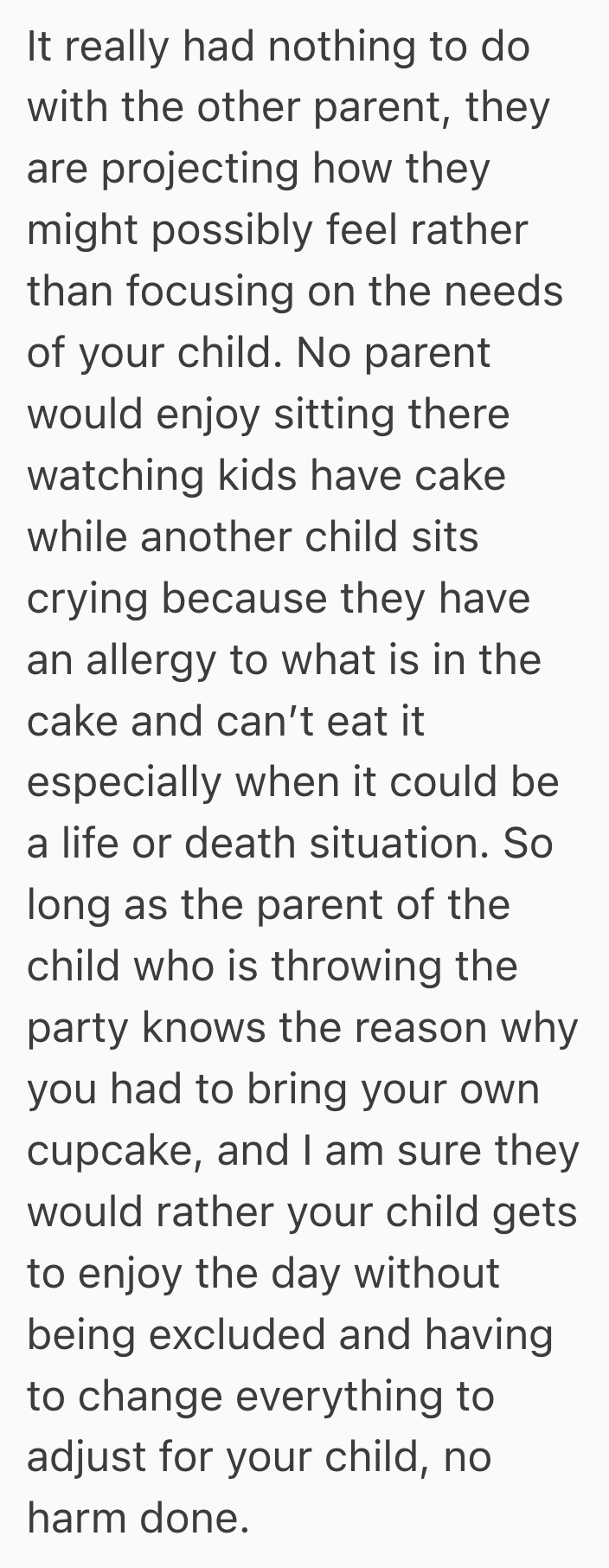 Screenshot 2025 08 20 at 11.54.27 AM Mom Brought An Allergy Safe Cupcake To A Birthday Party Her Daughter Attended, But Another Mother Called Her Out And Accused Her Of Making The Other Kids Feel Left Out