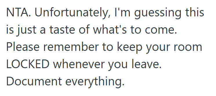 Screenshot 2025 08 25 202049 Her Roommate Wanted Her Room Because It Was Bigger Than The Rest, But Shes Not Going To Switch Since Her Name On The Lease