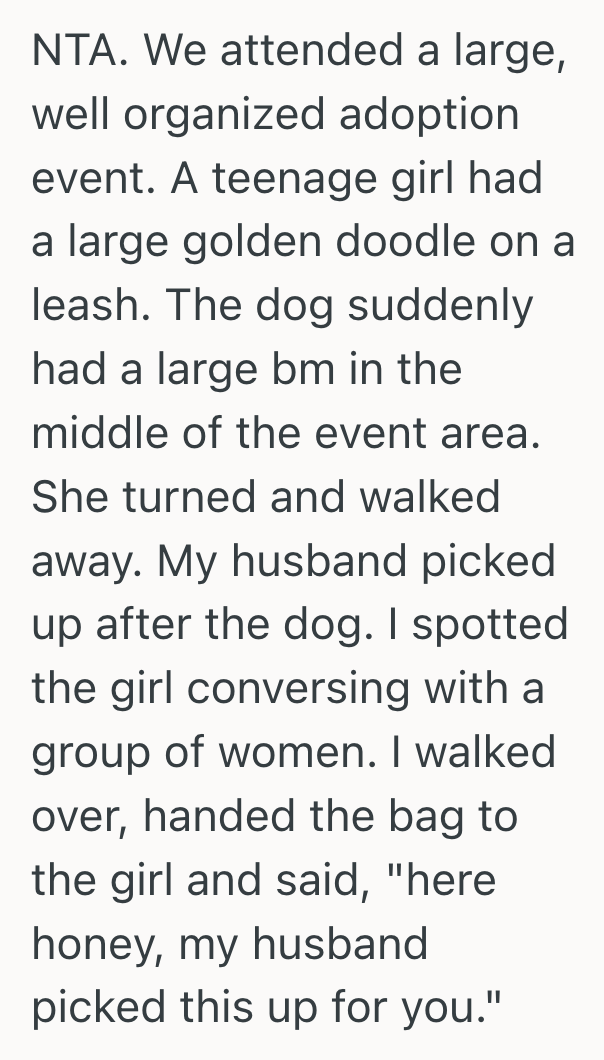 Screenshot 2025 08 25 at 12.31.20 PM Homeowner Confronted A Dog Walker For Not Picking Up After Their Pooch, So The Walker Threw A Fit And Tried To Turn The Neighborhood Against Them