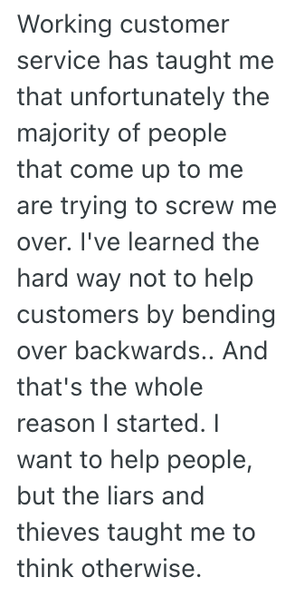 Screenshot 2025 08 27 at 11.48.49 AM A Customer Brought Days Old Fried Chicken To Return To A Grocery Store, And A Worker Fell For It