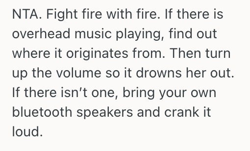 Screenshot 2025 08 30 at 4.56.47 PM A Gym Goer Constantly Makes Loud Phone Calls During Workouts, So A Tenant Asked Her Politely To Be Quieter