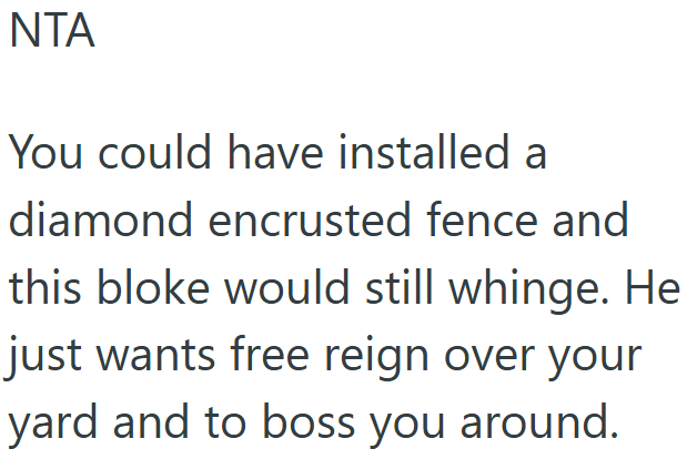 Screenshot 4 16c7bf Homeowner Put Up A Fence While Their Neighbors Were Away, And They Made A Fuss About It When They Came Back