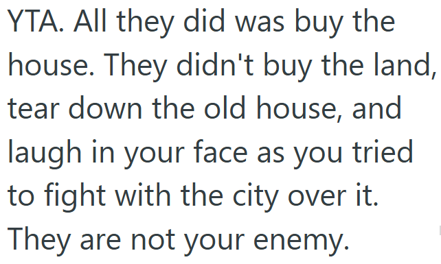Screenshot 6 80f707 New Neighbors Asked Him Why They Were Being Shunned, So He Told Them They Paid Two Million Dollars For A House Everyone Loathes