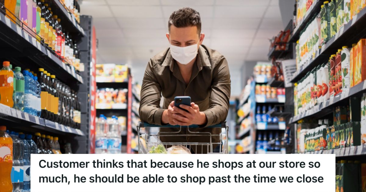 Man with facemask shopping at a supermarket