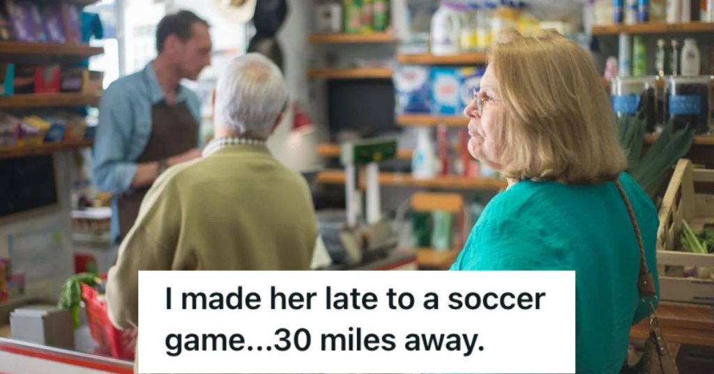 Customers lining up at the cashier of a grocery store