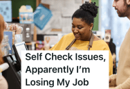 Nosy Customers Try To Get A Rise Out Of A Worker Running Self-Checkout, But The Employee Comes Up With A Cutting Response