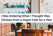 Customers Ordered The Same “Chicken” Bagel For A Year, And Then They Discovered The Meal Was Actually Vegan