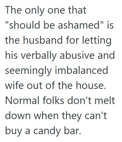 comment 1 11 A Customer Demanded That This Retail Worker Help Even Though She Was On Lunch, So The Worker Politely Refused And The Customer Pitched A Fit