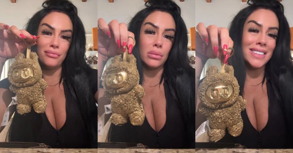 Lilz Bulls with a "solid gold" labubu