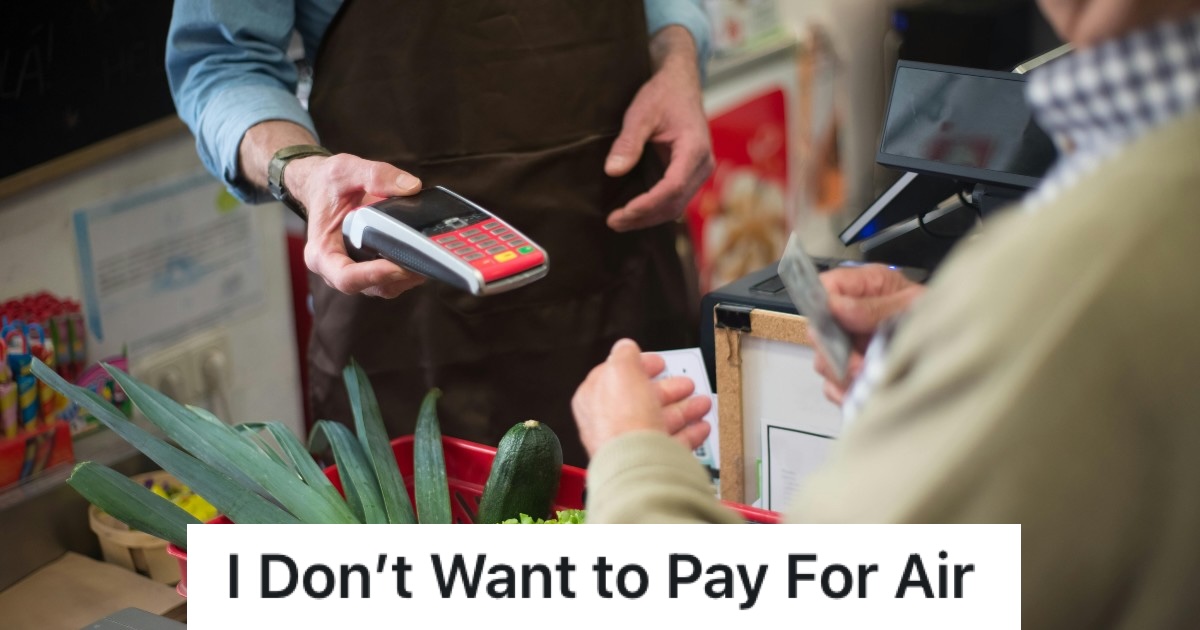 credit card transaction at a retail store