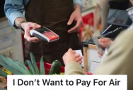 His Customer Was Convinced He Was Charging Her For Air, So He Played Along With Giving Her A Discount