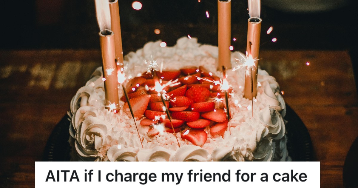 Her Friend Asked Her To Bake A Cake For Her Birthday, Then Took Back Offering To Pay Her For It pretty birthday cake