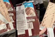 ‘What is wrong with it?’ – A Shopper Noticed Something Unusual About The Hershey’s Chocolate She Bought