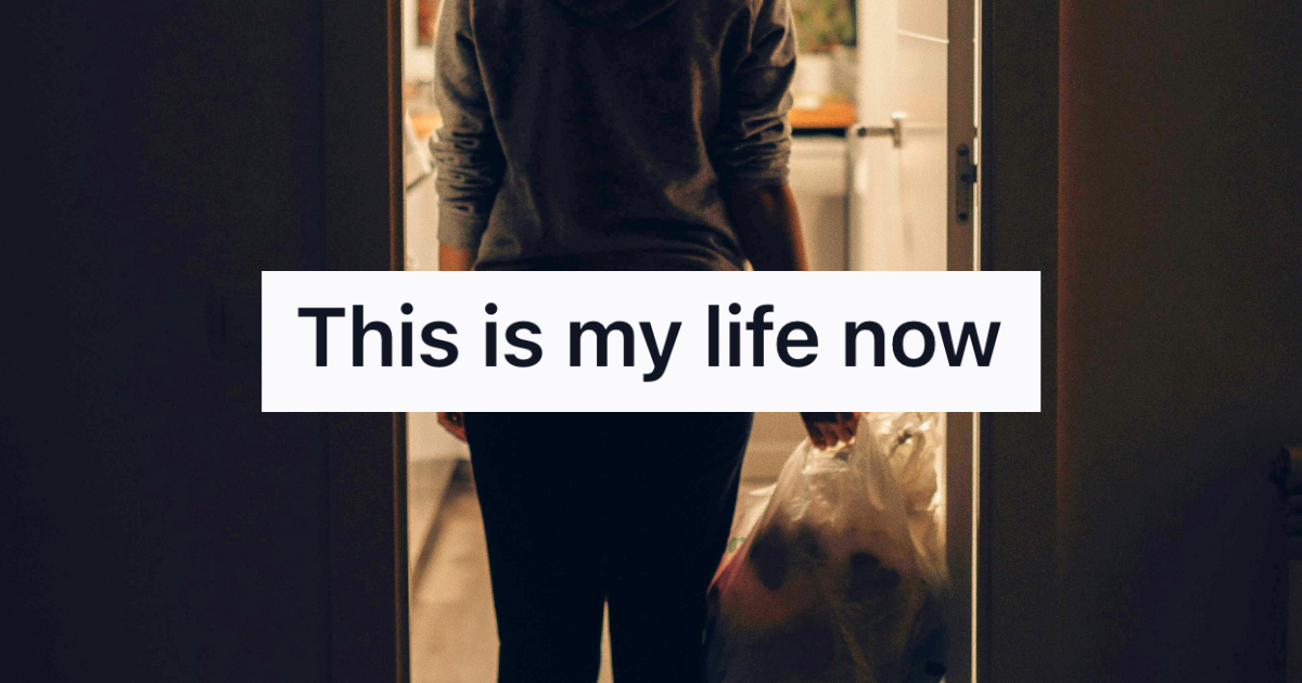 Her Boyfriend Refused To Believe Her Directions To Locate The Garbage Bags, So When She Proved Him Wrong, He Was Forced To Eat His Words woman holding a trash bag