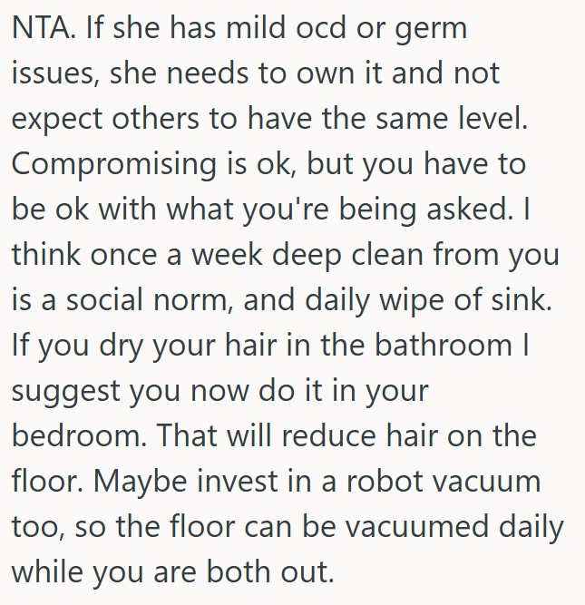 Comment 5 39 Her Roommate Wants The Bathroom Deep Cleaned Six Times Per Week, But She Thinks That Seems Excessive And Is Refusing To Give In