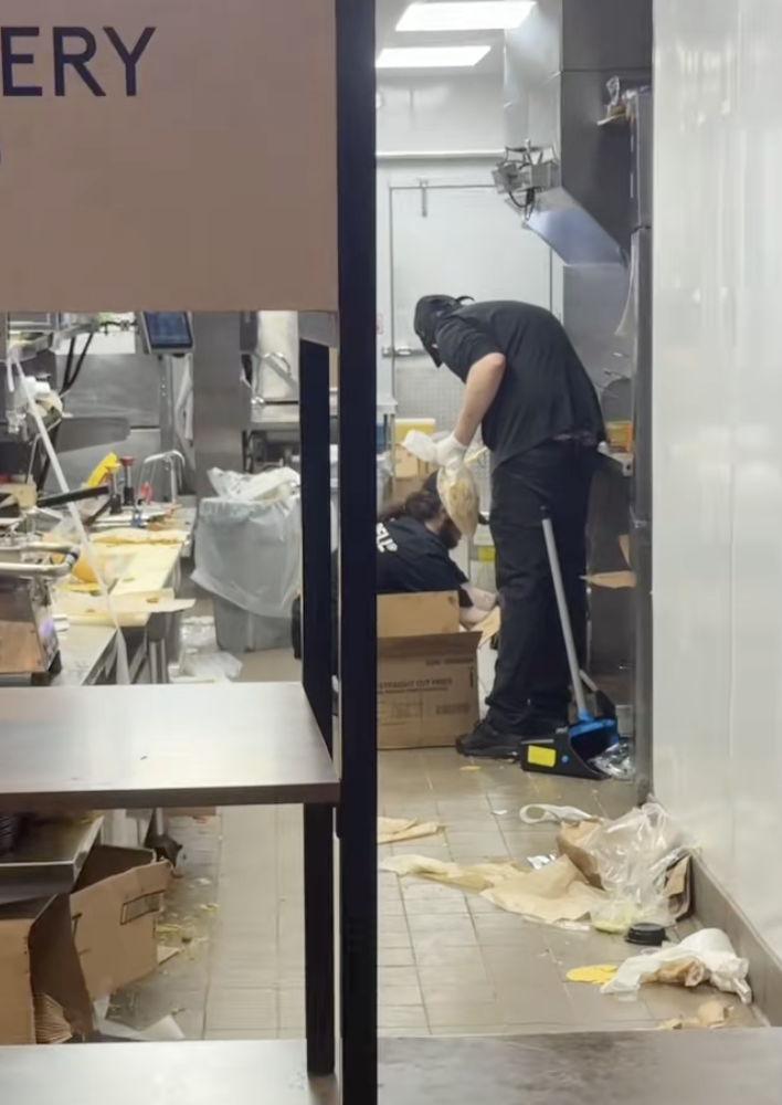 worker in a taco bell