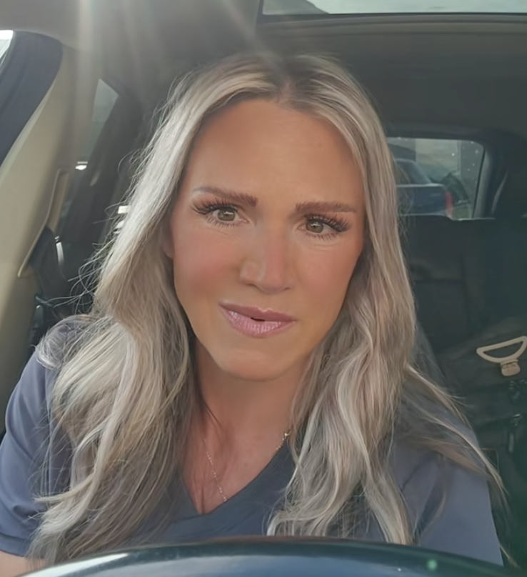 woman talking to tiktokkers