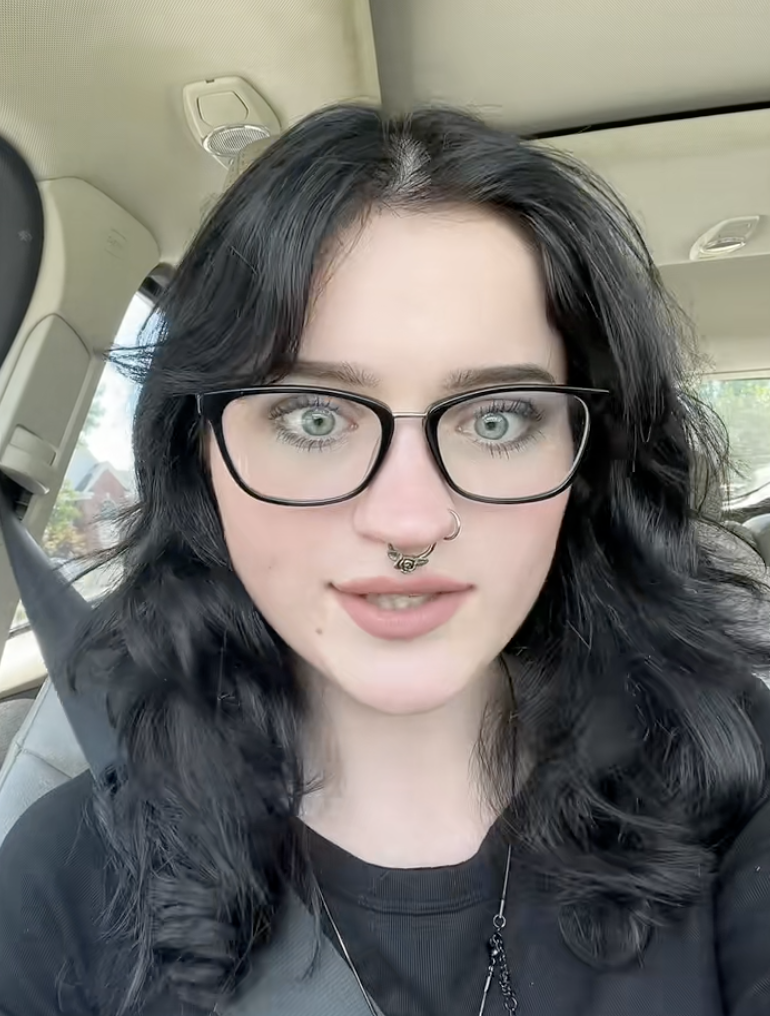 woman talking to tiktokkers