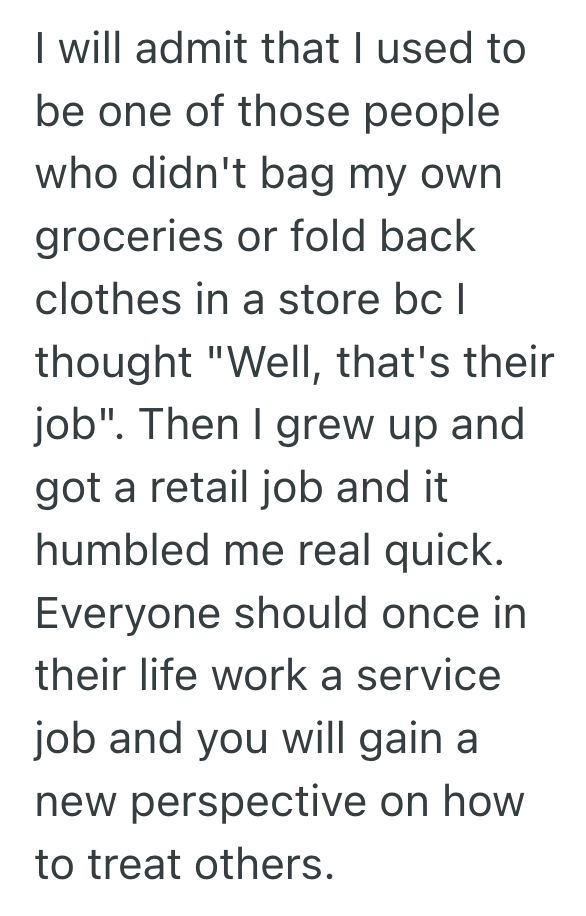 Screenshot 2025 09 09 at 12.48.17 PM Busy Checkout Line Turned Tense When A Mother Forbade Her Kids From Helping Bag The Groceries, So The Cashier Took Her Sweet Time